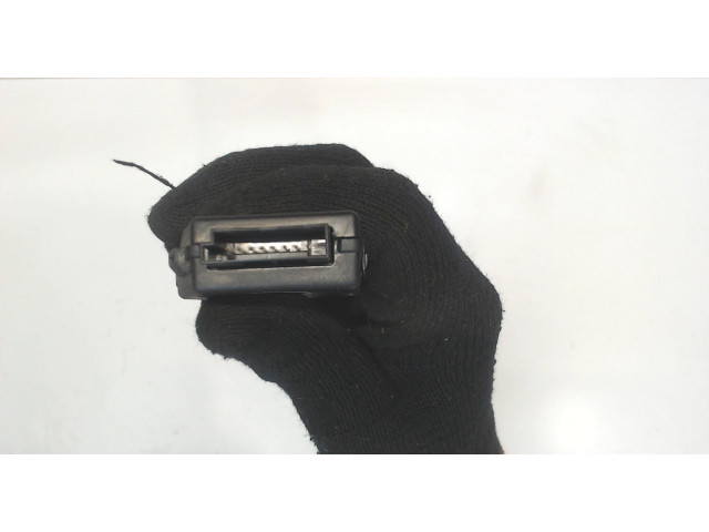 Блок комфорта Volkswagen Touareg 2007-2010 7L6919879B