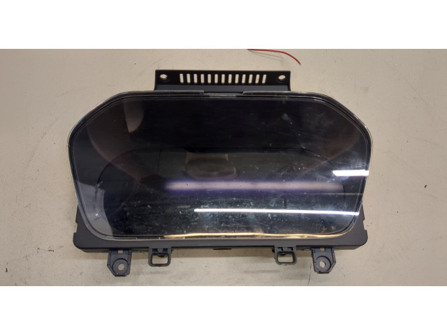 Панель приборов  Volvo XC40            