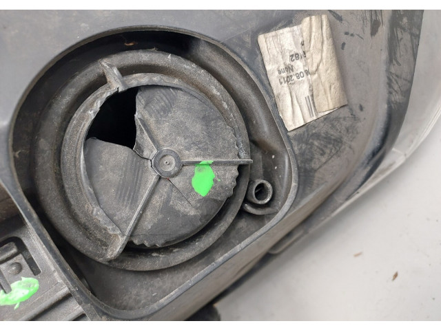 Фара передняя Audi Q7 2009-2015 правая