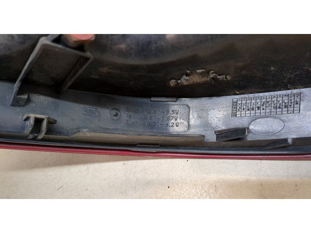 Задний фонарь          