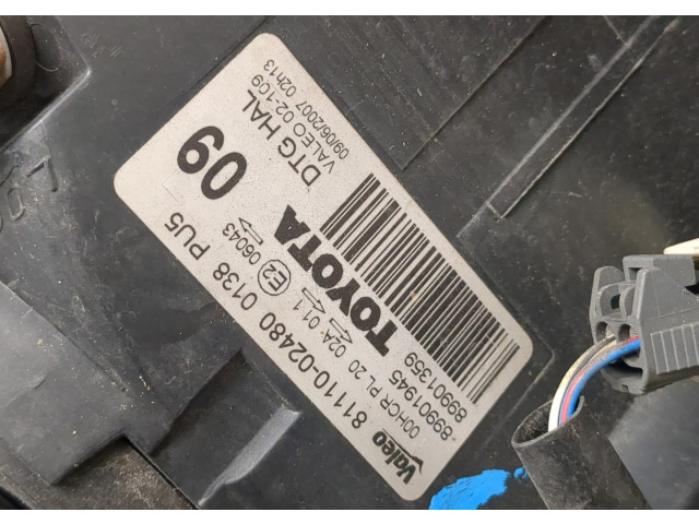 Фара передняя  Toyota Auris E15 2006-2012 правая 