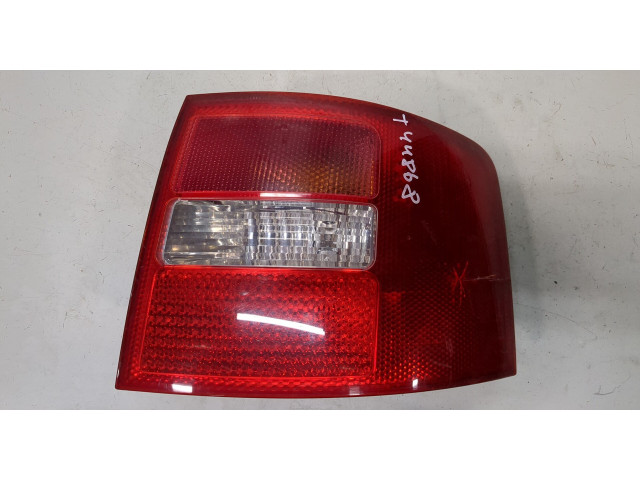 Задний фонарь