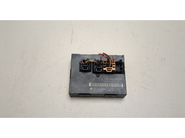 Блок комфорта Skoda Octavia (A5) 2004-2013 1K0959433BT