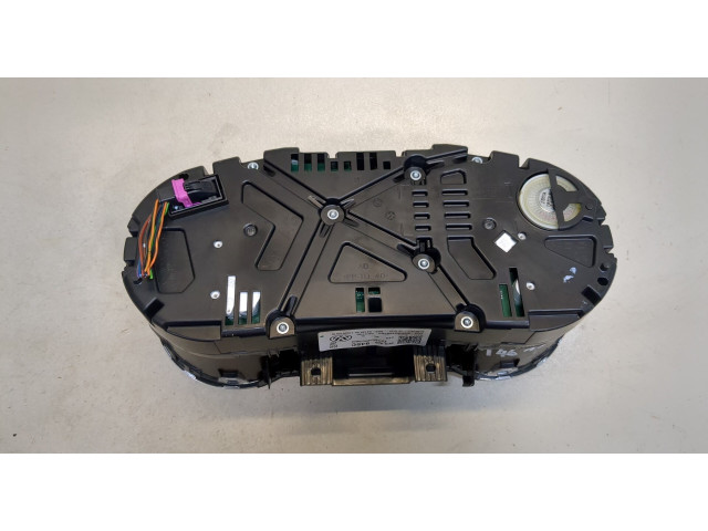 Панель приборов Volkswagen Polo 2014-