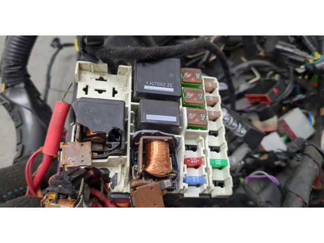 Блок предохранителей Jaguar F-Pace 2016-2020