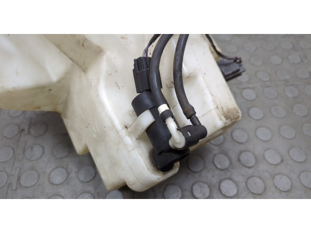 Бачок омывателя  Volvo XC70 2007-2016    