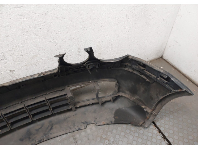 Бампер  Volkswagen Polo 2001-2005 передний   