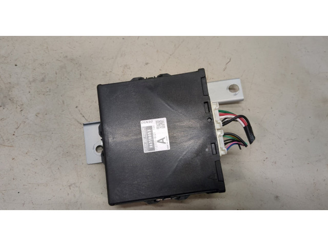 Блок комфорта  Mitsubishi Outlander 2015-2018      8631B053   