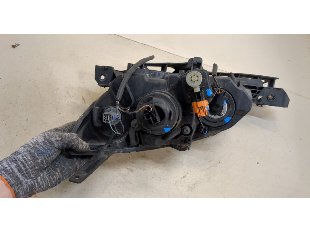 Фара передняя Mazda 3 (BK) 2003-2009 правая