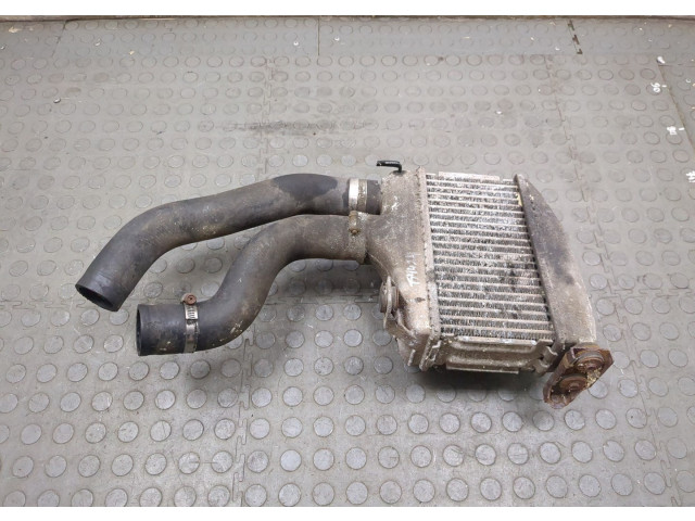 Интеркулер  Toyota Corolla E12 2001-2006       