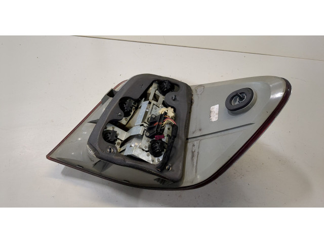 Задний фонарь          