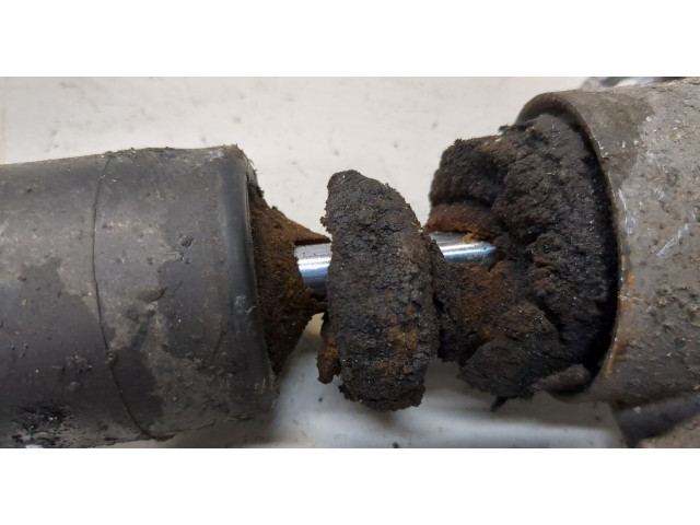 Стойка амортизатора  Skoda Rapid      