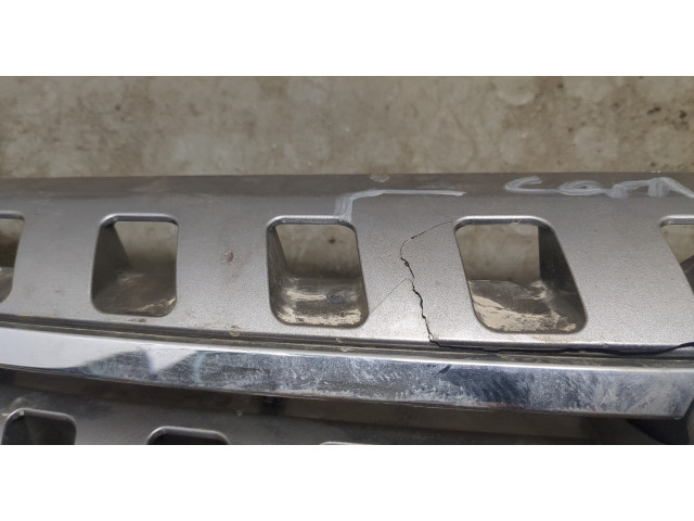 Решетка радиатора  Mercedes ML W164 2005-2011          