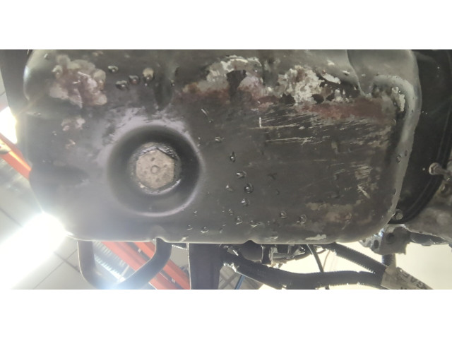 Клапанная крышка двигателя ДВС  Ford C-Max 2010-2015 1.6     