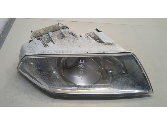 Фара передняя Skoda Octavia (A5) 2004-2013 правая