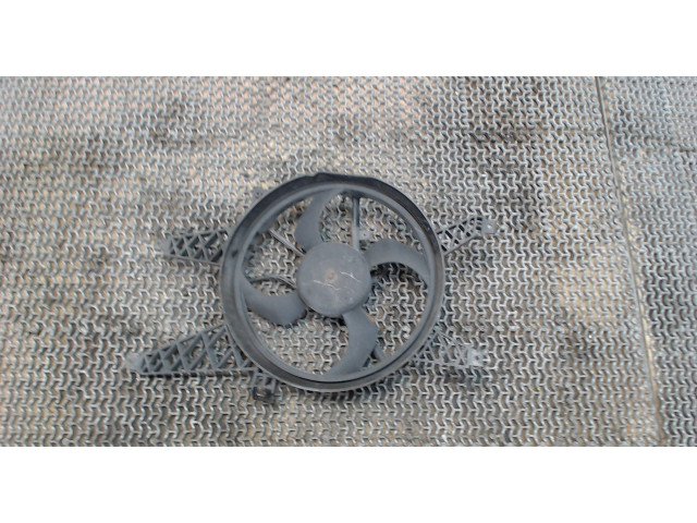 Вентилятор радиатора Renault Clio 2005-2009 1.2 бензин