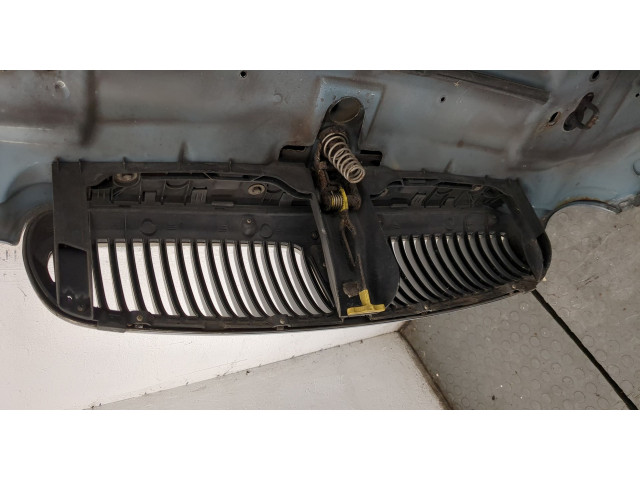 Решетка радиатора Jaguar X-Type 2001-2009