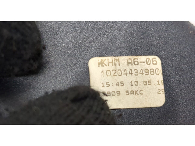 Блок предохранителей  Volkswagen Golf 6 2009-2012         