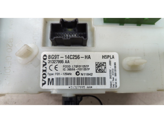 Блок предохранителей  Volvo S60 2010-2018         