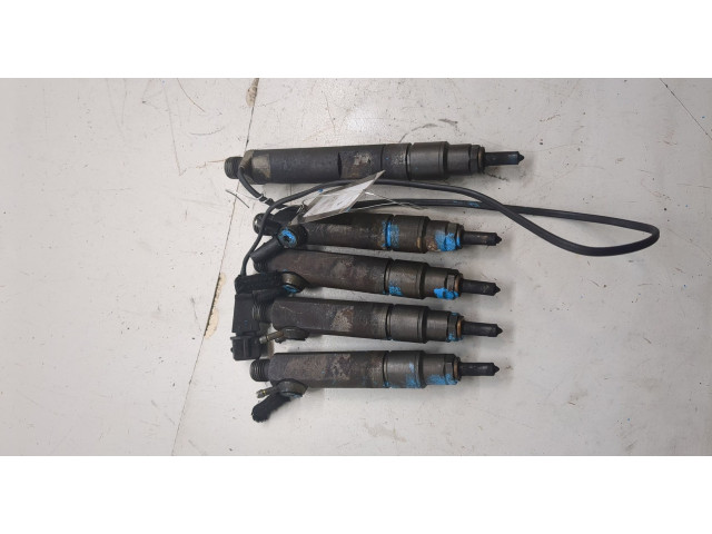 Форсунка топливная Volkswagen Transporter 4 1991-2003