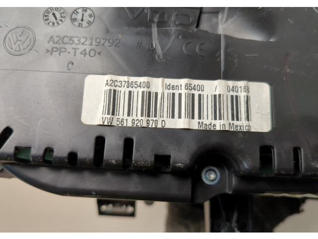 Панель приборов  Volkswagen Passat 7 2010-2019 Америка       561920970D     