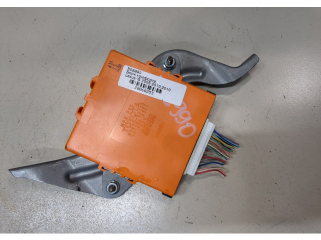 Блок комфорта Lexus IS 2005-2013 8967053120