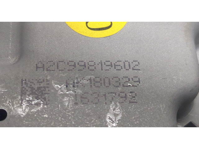 Дисплей мультимедиа  Volkswagen Passat 8 2015- 5G6919605A       