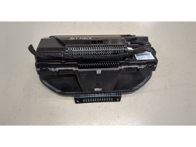 Панель приборов Volvo S60 2018-