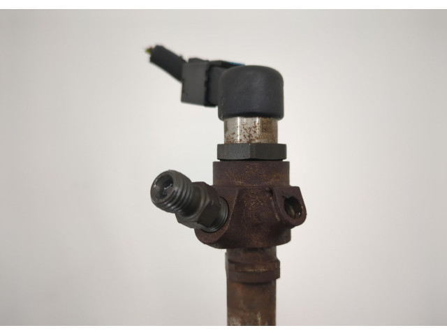 Форсунка топливная Jaguar XF 2007-2015 5U3Q9K546AA