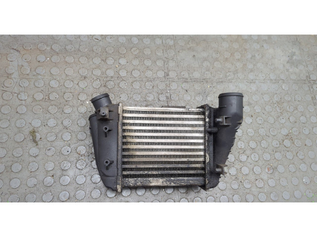 Интеркулер  Audi A4 (B7) 2004-2009       