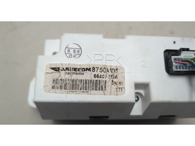 Дисплей бортового компьютера Mitsubishi Endeavor 2003-2011 8750A105