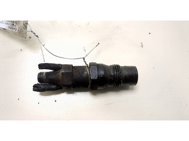 Форсунка топливная  Volkswagen Transporter 4 1991-2003    068130202G     