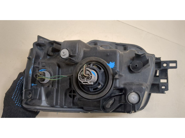 Фара передняя Mitsubishi Endeavor 2003-2011 правая