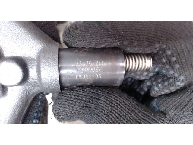 Форсунка топливная Lexus IS 2005-2013 2367029055