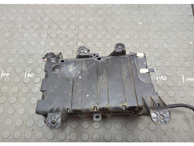 Блок предохранителей  Toyota Sequoia 2008-         