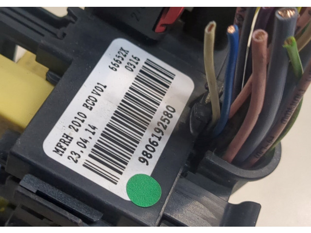 Блок предохранителей Citroen C4 Picasso 2013-2016 1.6