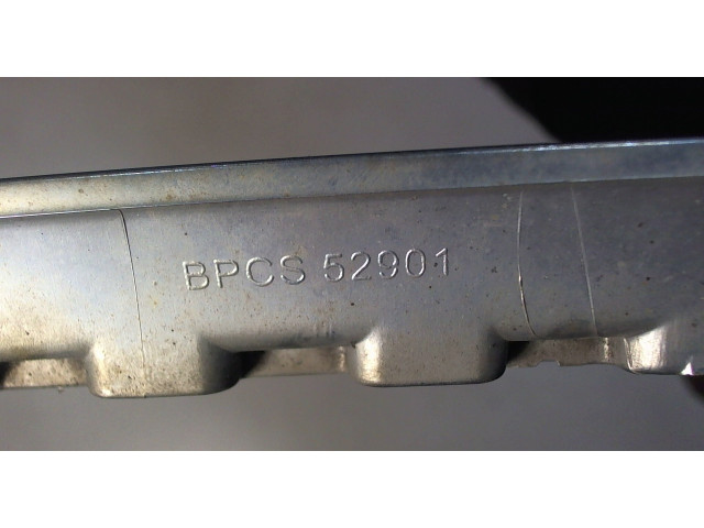 Решетка радиатора  Volvo V50 2007-2012           8678680