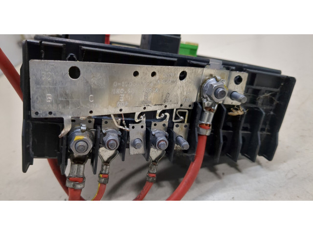 Блок предохранителей Volkswagen Golf 6 2009-2012 1K0937125