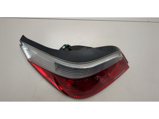 Задний фонарь          