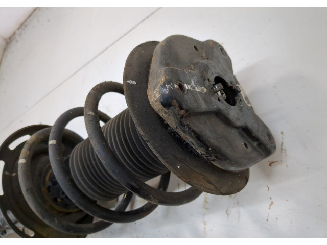 Стойка амортизатора Mercedes C W204 2006-2015