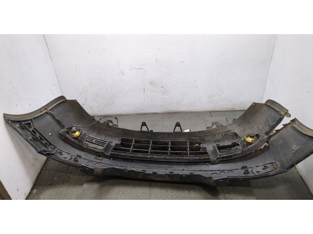 Бампер  Volkswagen Caddy 2004-2010 передний   