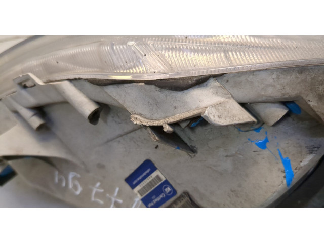 Фара передняя  Toyota Camry V40 2006-2011 правая 