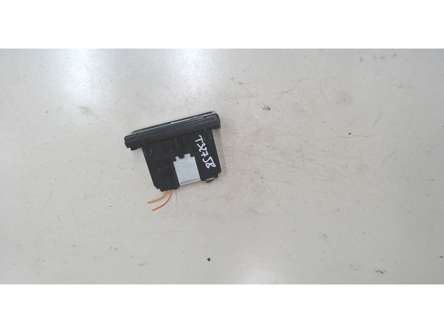 Дисплей бортового компьютера Volvo C30 2006-2010 36001469