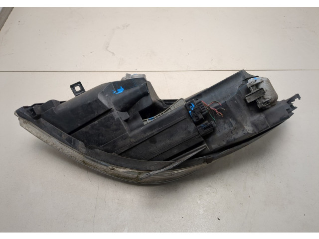 Фара передняя Mitsubishi Colt 2002-2012 правая