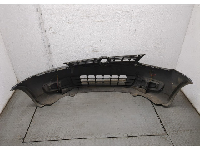 Бампер Volkswagen Caddy 2004-2015 передний