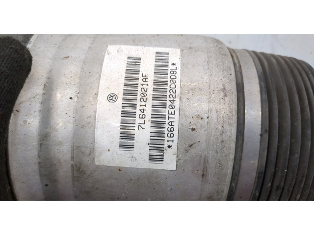 Стойка амортизатора  Volkswagen Touareg 2002-2007 7L6616039D     