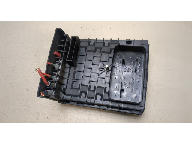 Блок предохранителей  Skoda Yeti 2009-2014         