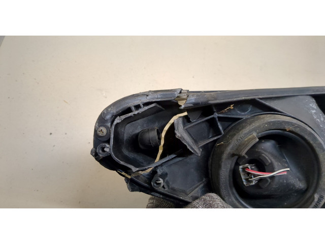 Фара передняя  Toyota Celica 1999-2005 правая 