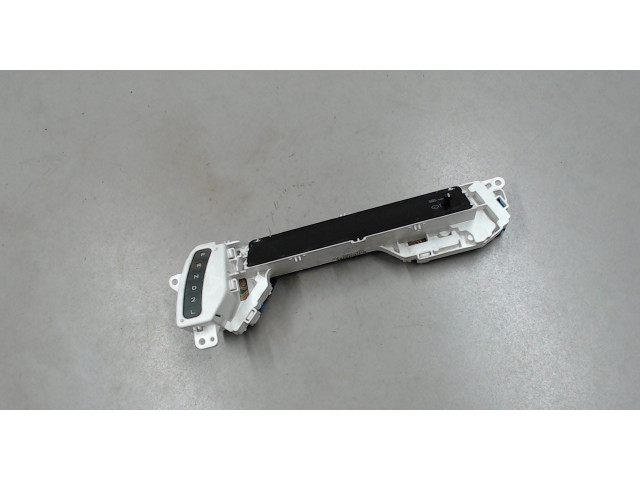 Дисплей бортового компьютера  Toyota Previa (Estima) 2000-2006 8395028070, 0559005281         