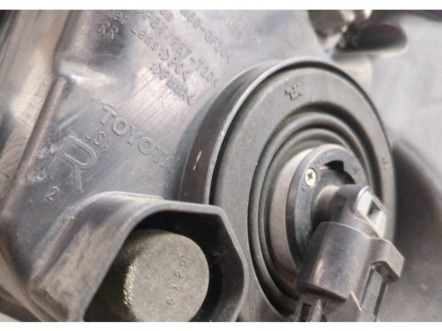 Фара передняя Toyota Tundra 2007-2013 правая